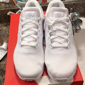 Nike air Max zero essential size 12 white